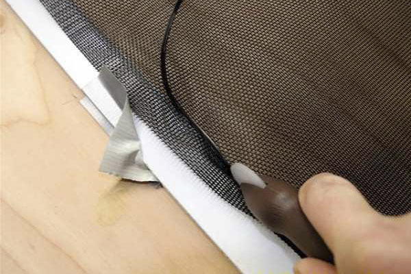 5 bước tự chế cửa lưới chống muỗi đơn giản ngay tại nhà