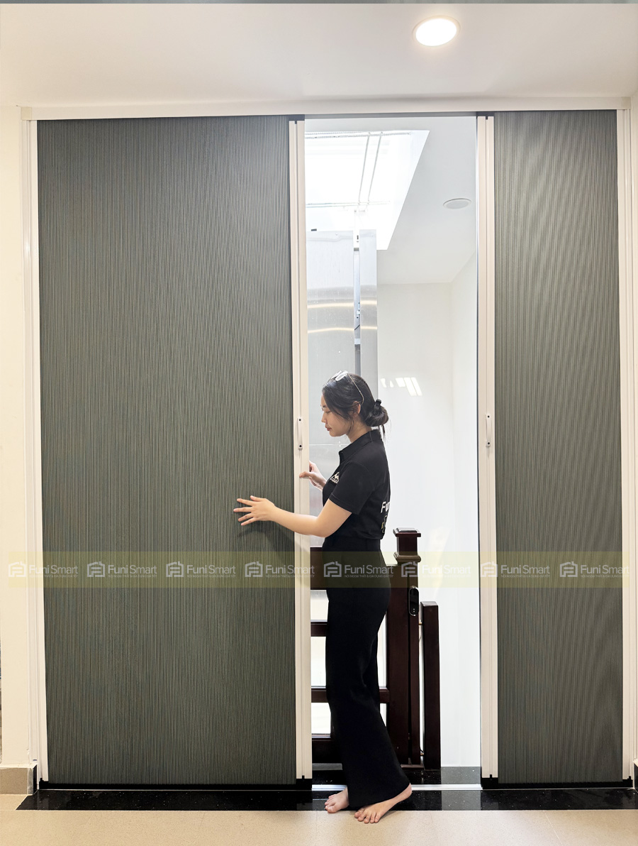 Chi tiết view đẹp vách ngăn tổ ong hệ xếp xích nhôm 40 ko ray cản sáng che nắng