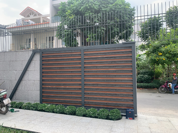 Cửa trượt ngang cho cổng chính