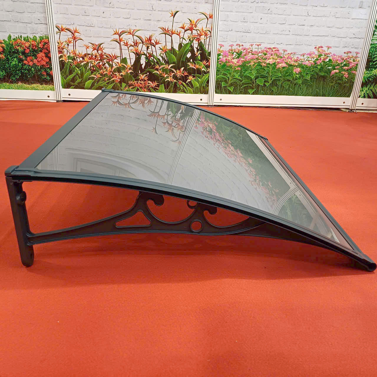 Mái che nắng mưa cửa sổ với tấm polycarbonate