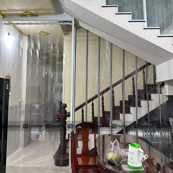 Màn nhựa ngăn lạnh PVC di động trong suốt giá tốt funismart thi công Màn nhựa ngăn lạnh PVC di động trong suốt giá tốt funismart thi công