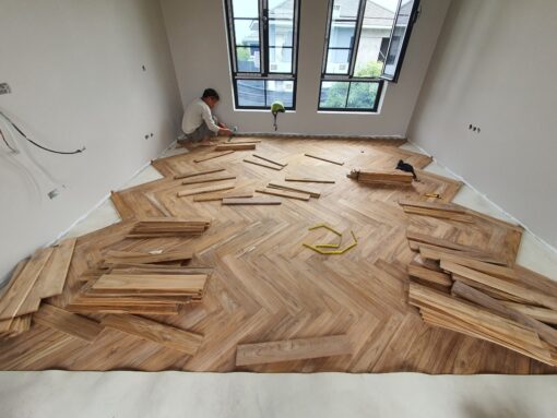 Sàn gỗ gỗ Teak có độ bền cao, tuổi thọ lâu dài