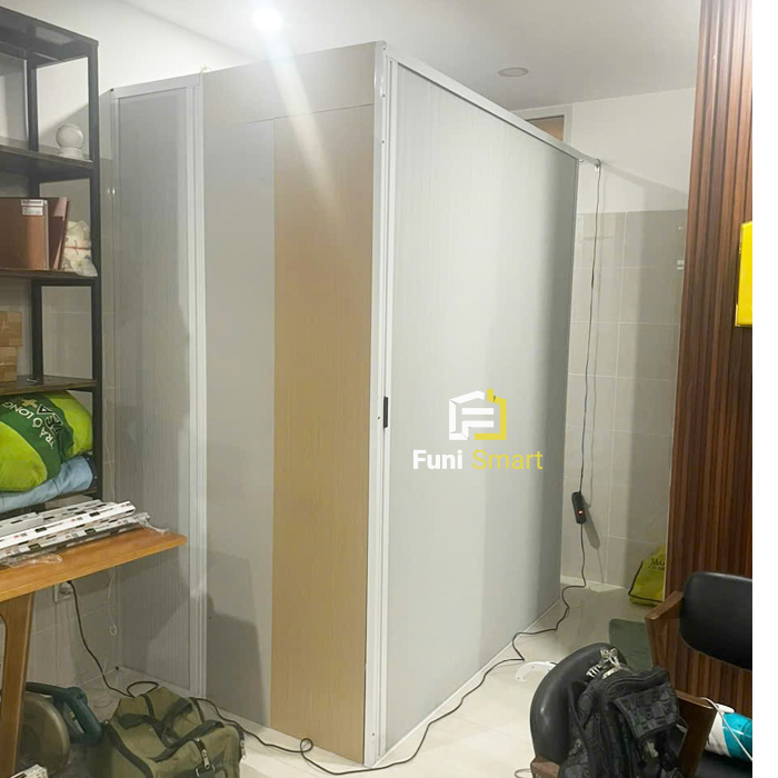 Vách ngăn nhựa Nano và cửa rèm tổ ong ngăn chia phòng Vách ngăn nhựa Nano và cửa rèm tổ ong ngăn chia phòng
