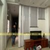 Vách ngăn xếp màu trắng đục cho cầu thang