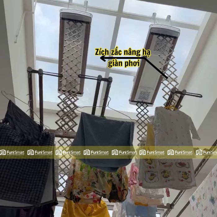 Zích zắc nâng hạ giàn phơi điện tử linh hoạt