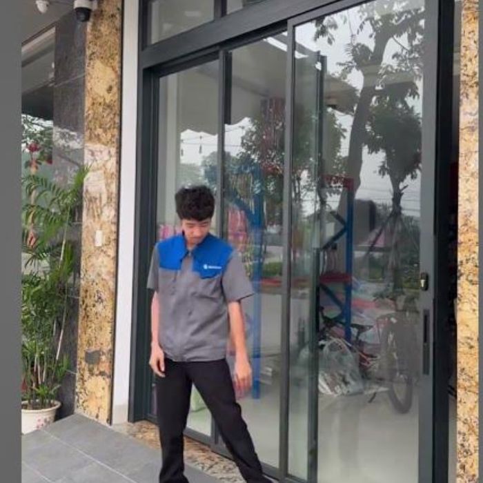 Cửa Slim 3 cánh trượt quay mỏng nhẹ