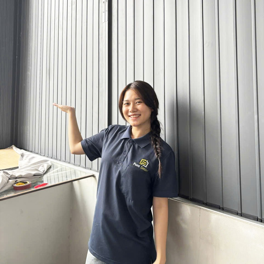 Cửa xếp vách ngăn che nắng mưa ban công sân thượng