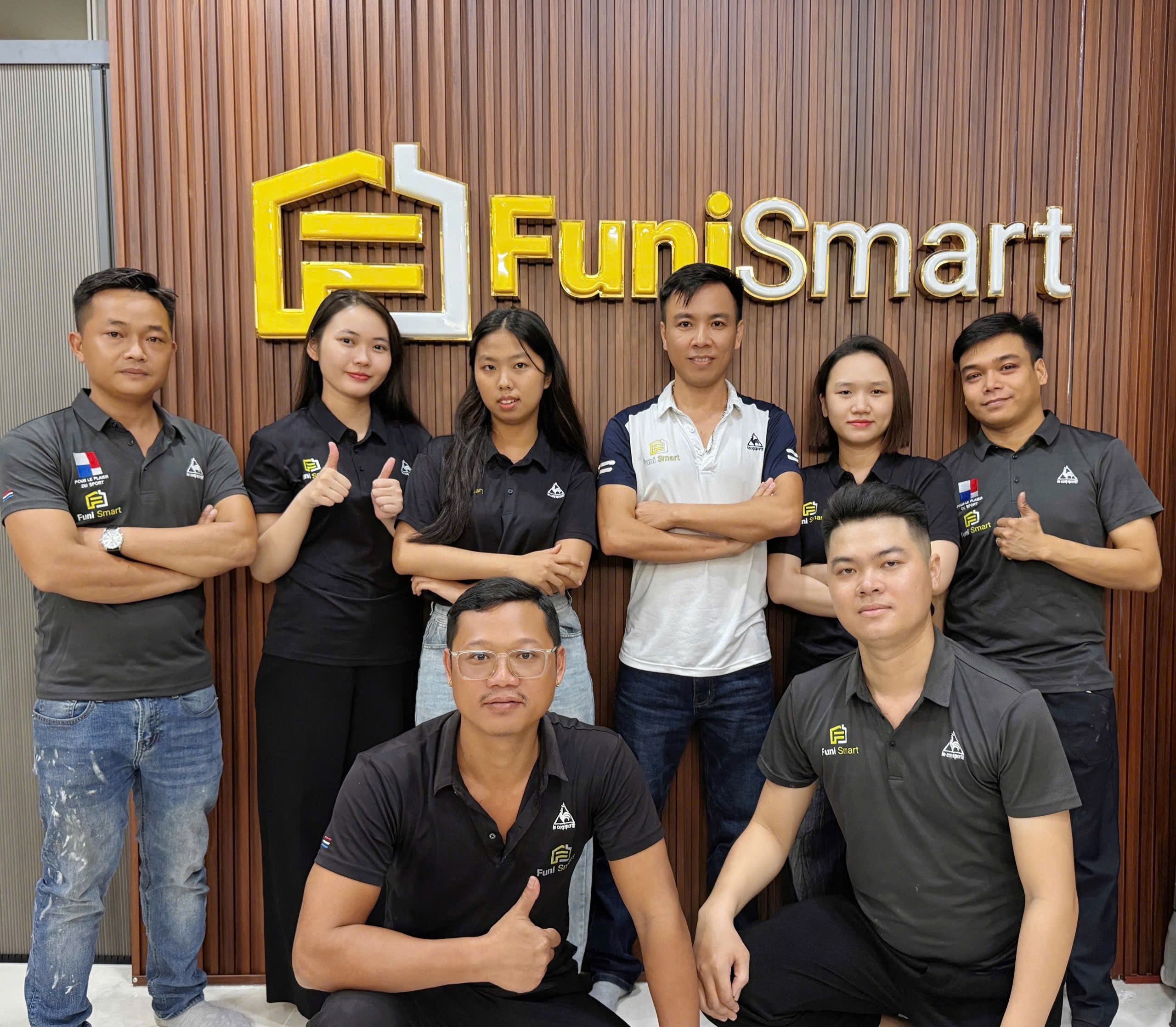 Đội ngũ văn phòng Funismart