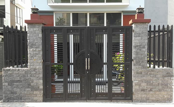 Mẫu cổng đống mở truyền thống