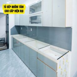 Tủ bếp nhôm tấm cao cấp hiện đại