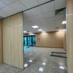 Vách ngăn di động gỗ MDF